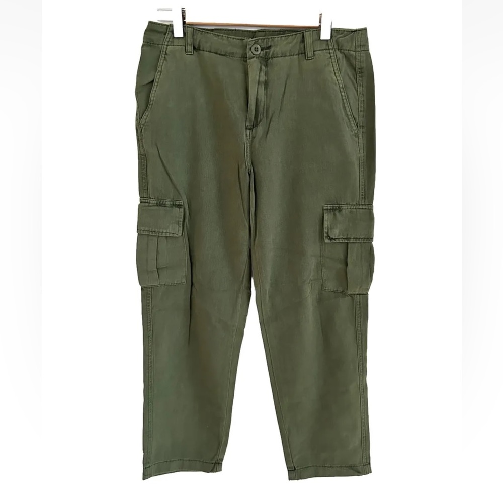 Blank NYC Green Cargo Pants Cropped NWT New- Size 26